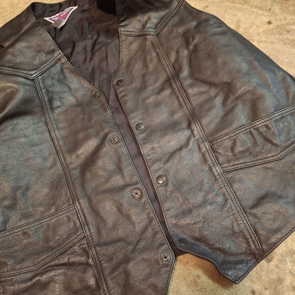 MOB Leather Side Lace Black Motorcycle Vest Men Size 4XL - Picture 6 of 16